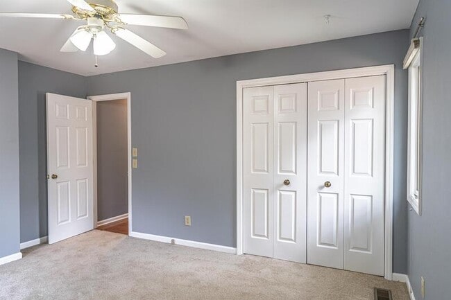 Building Photo - 4 Harness Pl