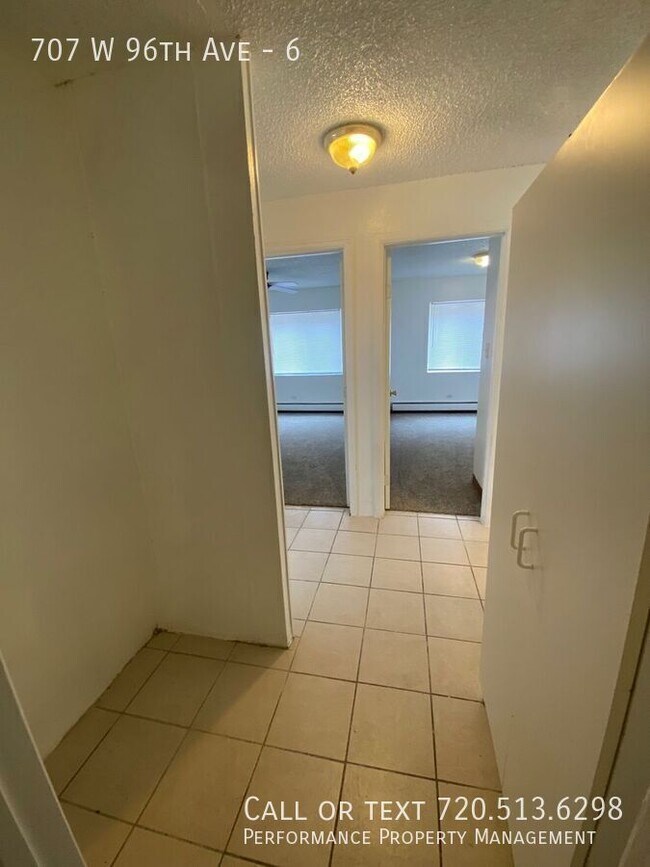 Building Photo - 707 W 96th Ave