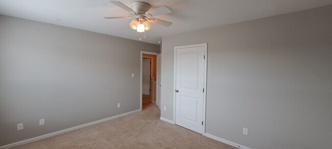 Building Photo - 259 Crown Heights Way