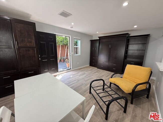 Building Photo - 4084 Creed Ave