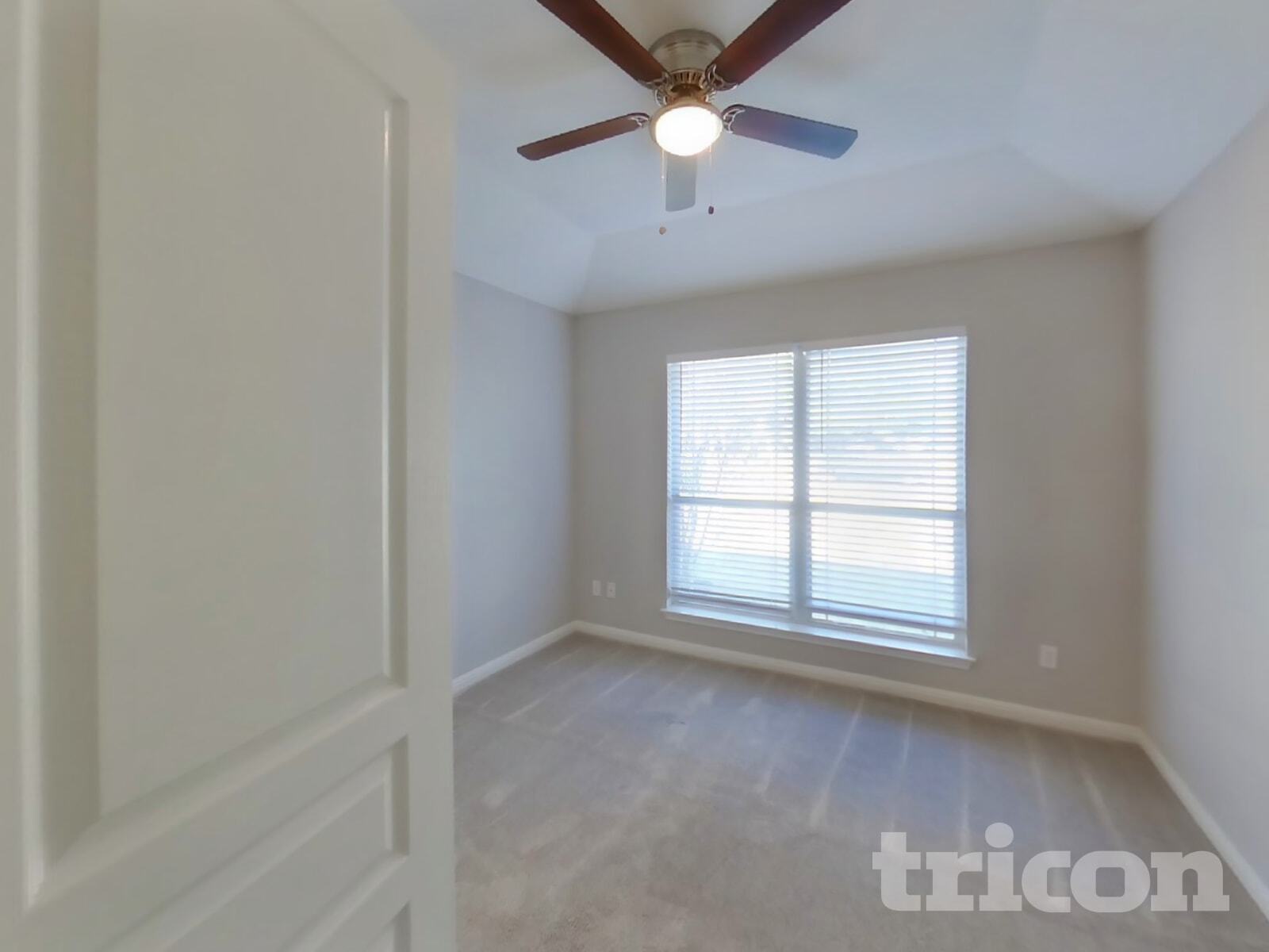 Building Photo - 2164 Bentwood Dr