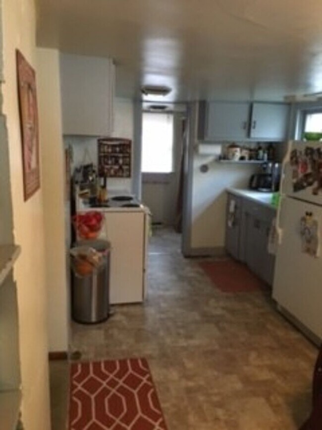 Building Photo - 1 Bedroom, 1 bath house in Bryan Park