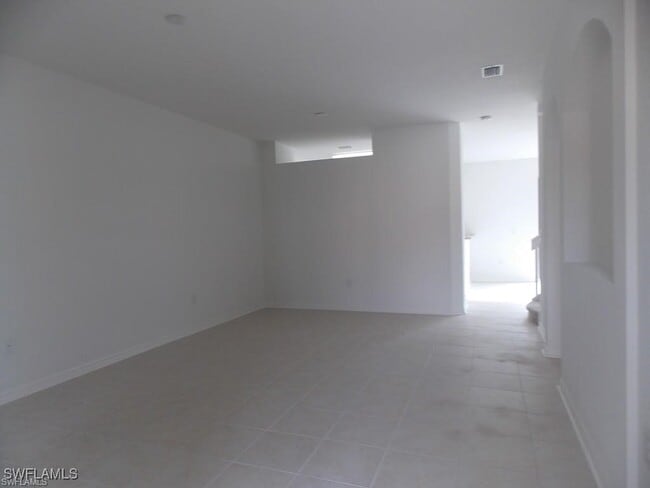 Building Photo - 7376 Bristol Cir
