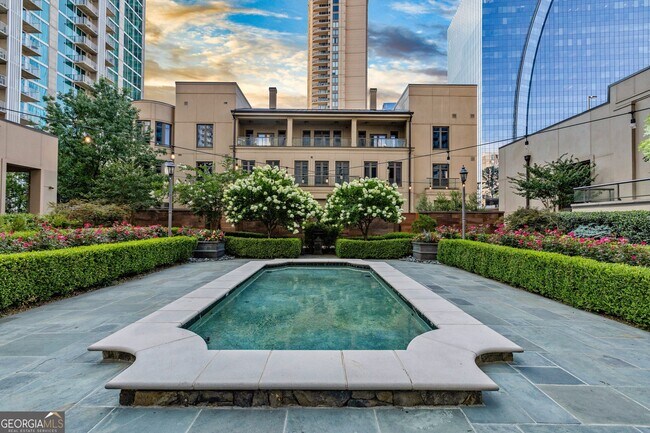 Building Photo - 3376 Peachtree Rd NE