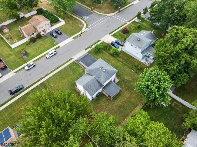 Building Photo - 23 Distler Ave