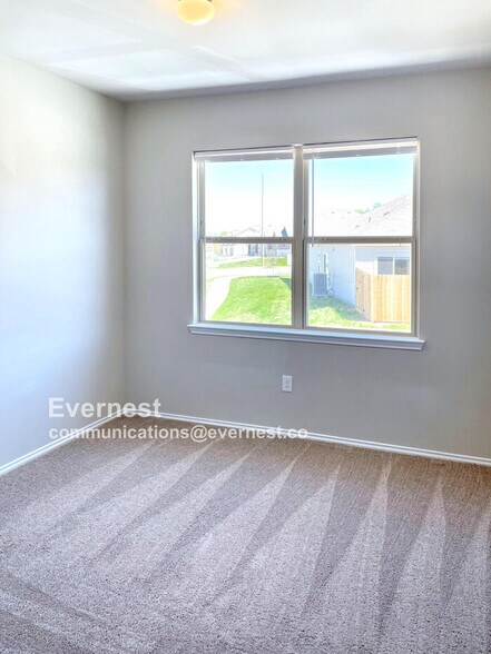 Building Photo - 1803 Davidson Ranch Rd