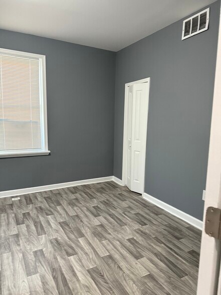 Bedroom #1-Part #3 - 2536 Loyola Southway