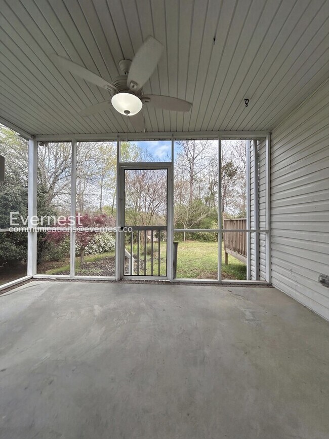 Building Photo - 1356 Mistletoe Ridge Pl NW