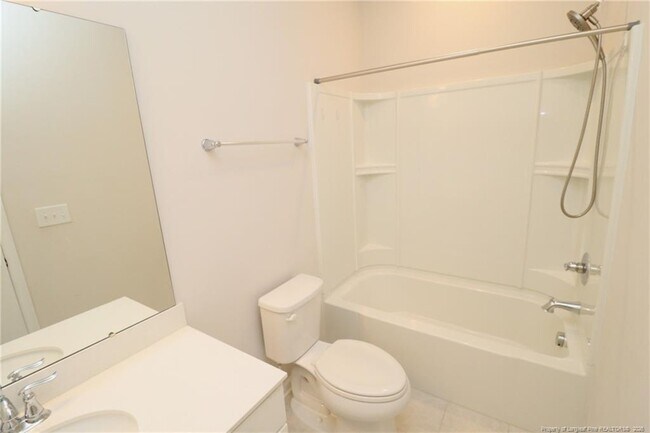 Building Photo - 1242 Channing Park Cir