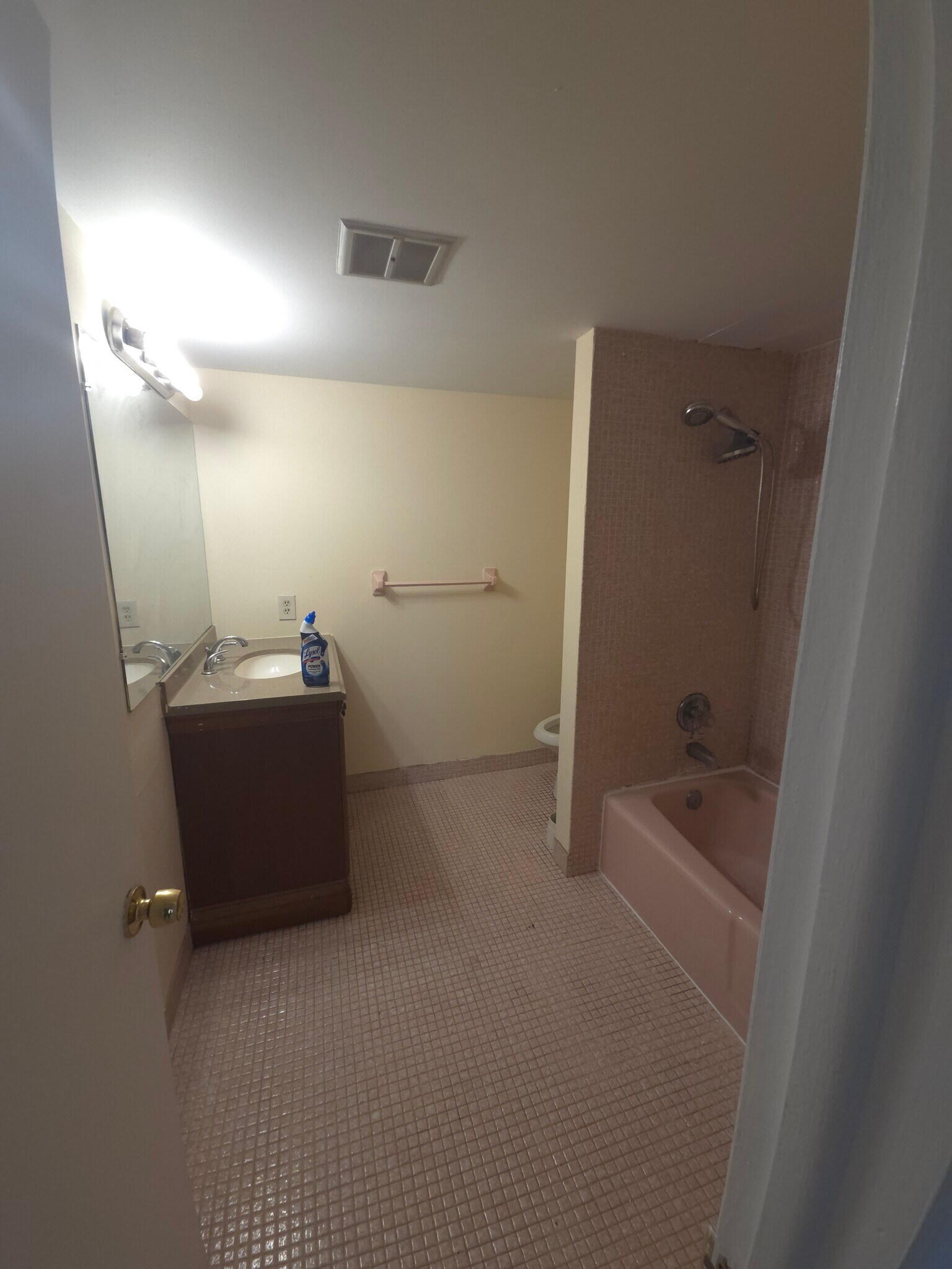 Building Photo - 5335 NW 10th Ct