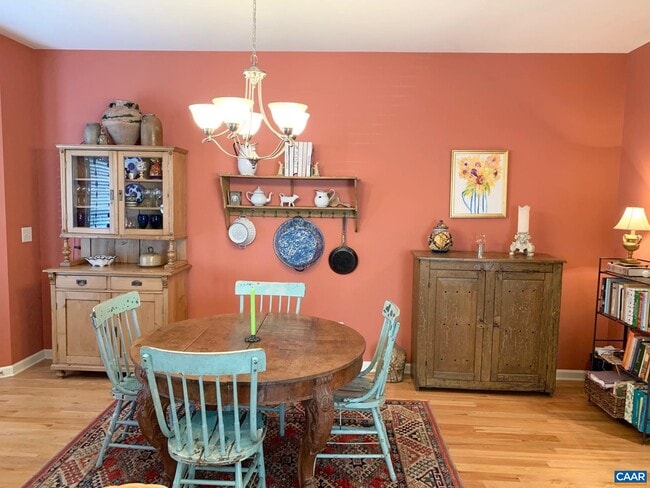 Building Photo - 112 Old Fifth Cir