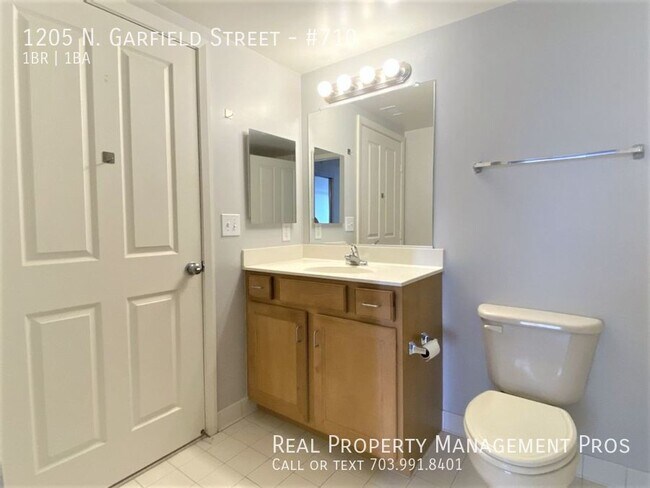 Building Photo - Beautiful Condo at Popular Station Square,...