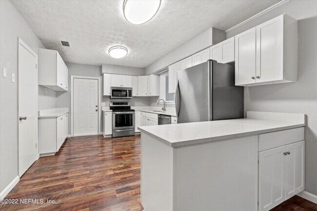 Building Photo - 5092 Harvey Grant Rd