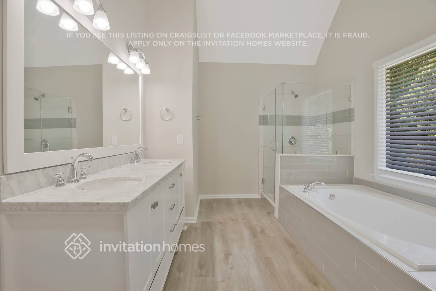 Building Photo - 3157 Blackstone Run