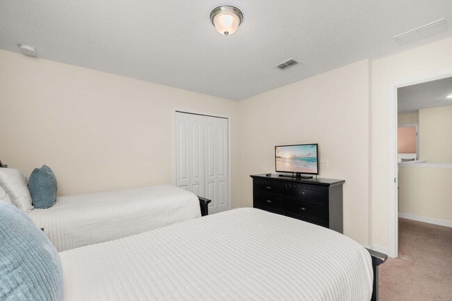 Building Photo - 1429 Wexford Way