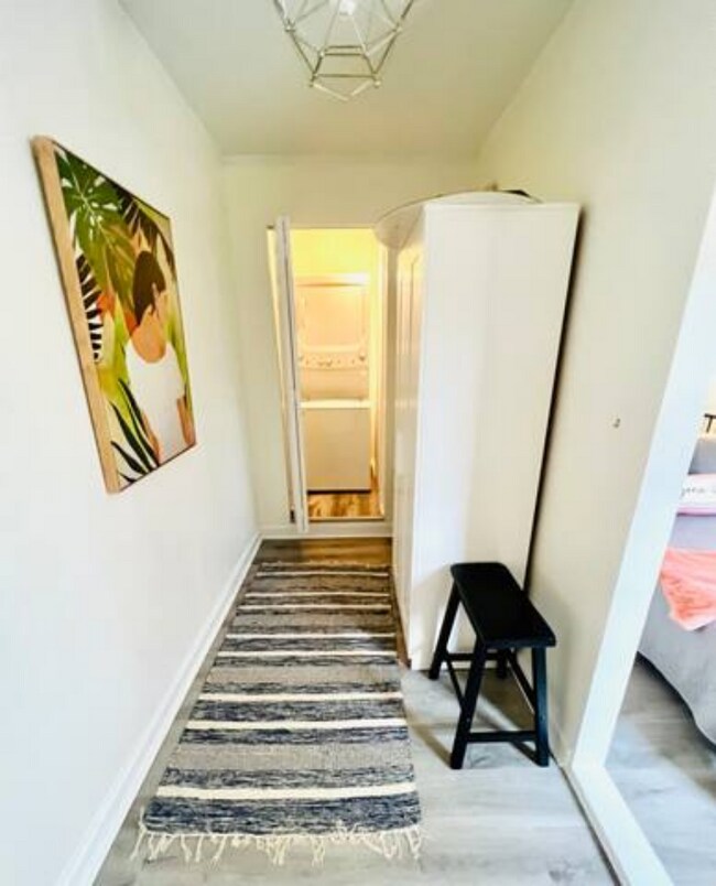 Building Photo - 779 McLendon Dr