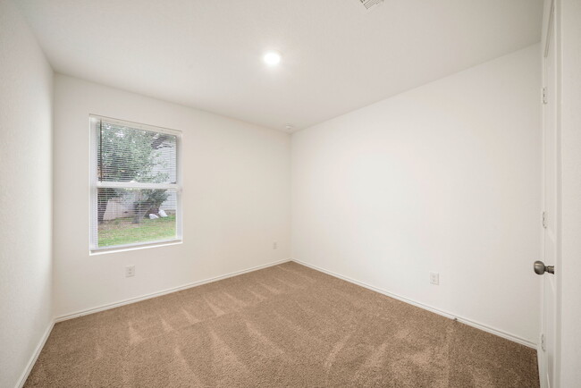 Building Photo - 14636 Cregg Ml Dr