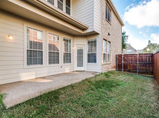 Building Photo - 516 Hawken Dr