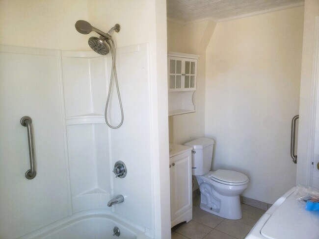 Building Photo - 26 Arlington St