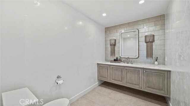 Building Photo - 53 Augusta