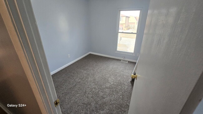 Building Photo - 5515 Dollar Hide S Dr