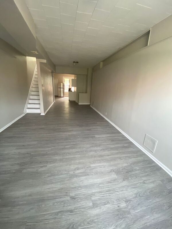 Building Photo - 351 Greenmount Ave