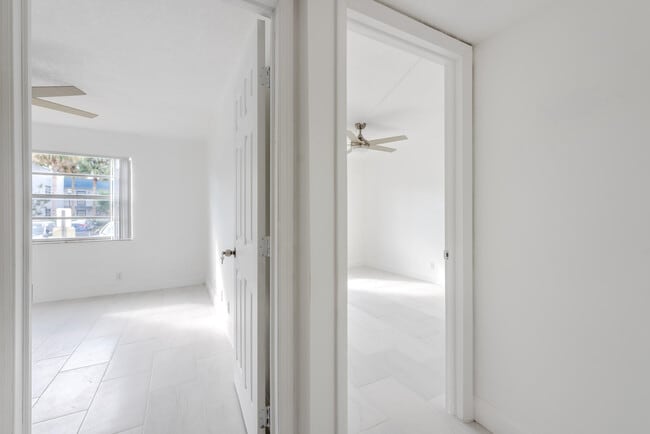 Building Photo - 108 Normandy Ln