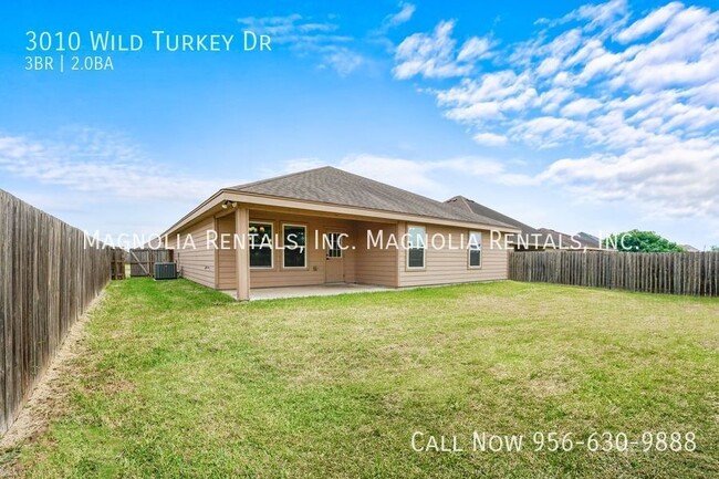 Building Photo - Spacious home in Gated Subdivision