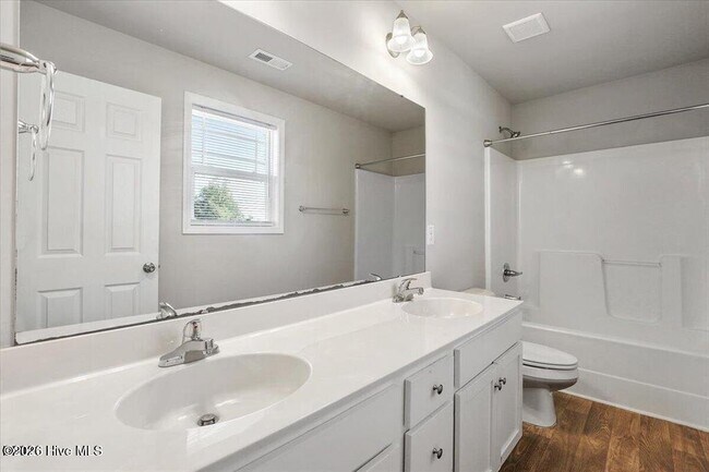 Building Photo - 123 Highland Pk Dr