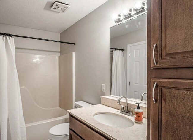 Building Photo - 4213 Hunters Trce