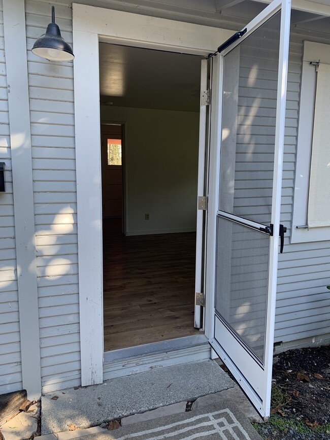 Entrance - 2855 Old Gravenstein Hwy