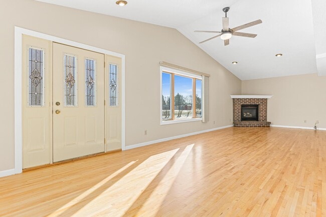 Building Photo - 701-35 Wisconsin Ave