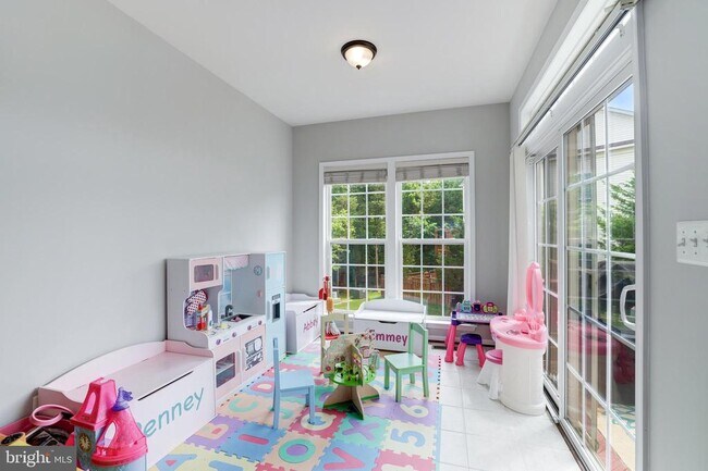 Building Photo - 43149 Crosswind Terrace