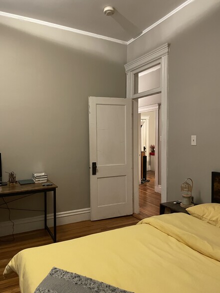 Building Photo - 50 Charlesgate E