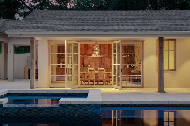 Building Photo - 506 Konstanty Cir