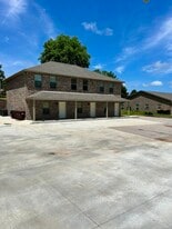 Building Photo - 193 Fairway Ln