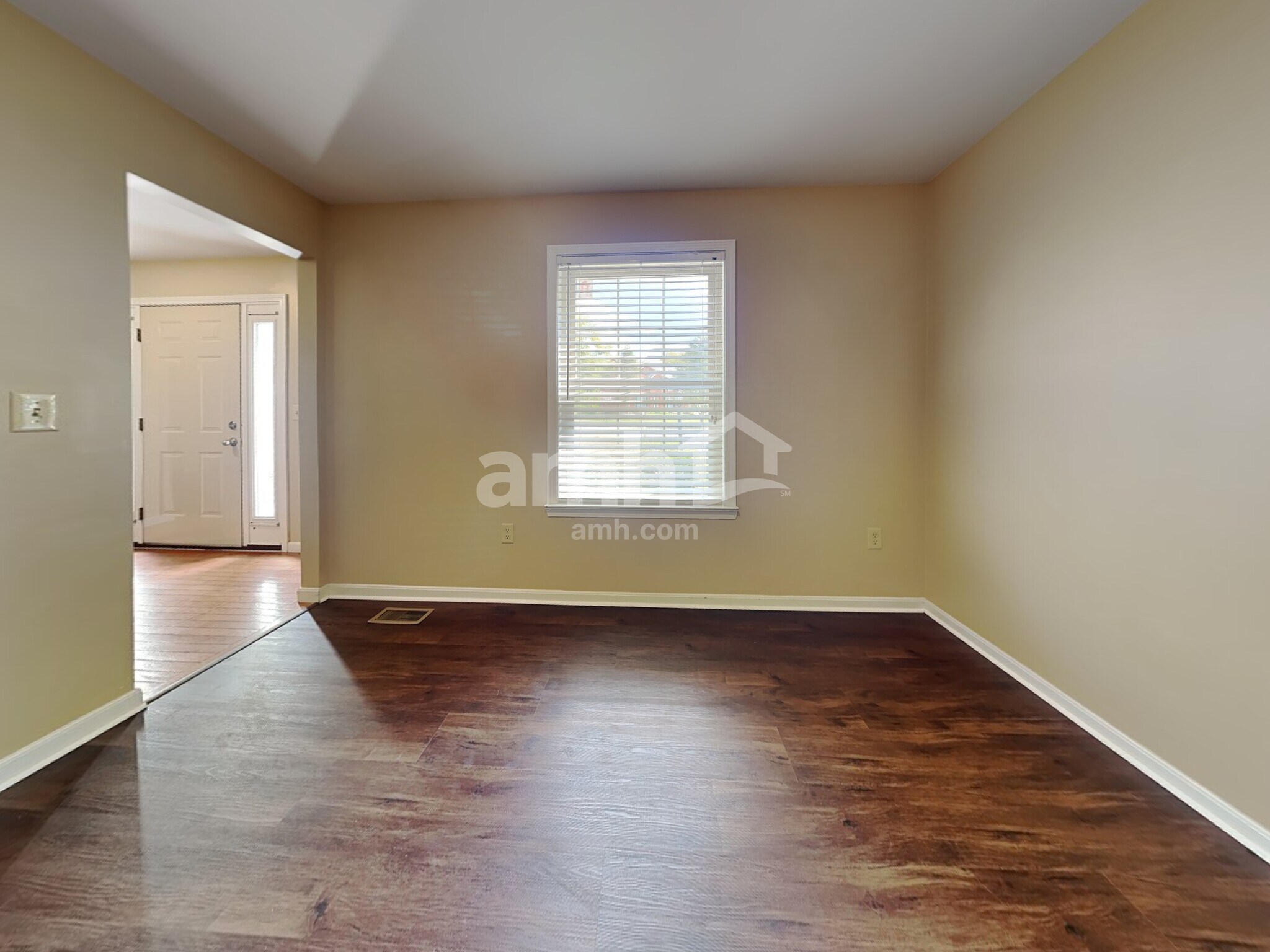 Building Photo - 15 Whispering Woods Ln