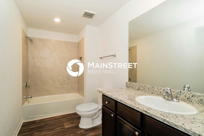 Building Photo - 4 Bedroom Pet-Friendly Home in New Braunfels, TX with Main Street Renewal