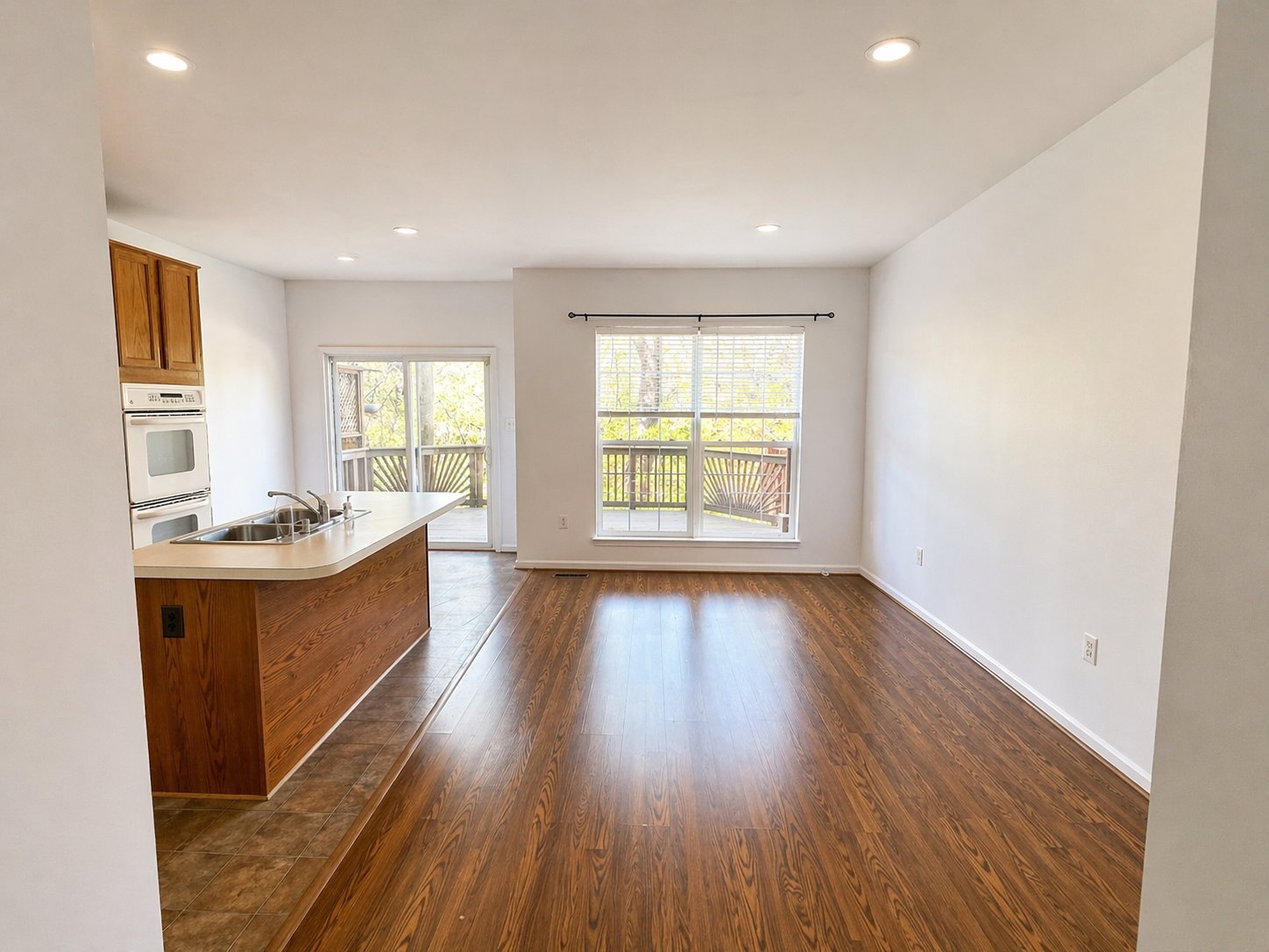 Building Photo - 6726 Emmanuel Ct