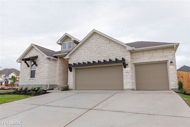 Building Photo - 3804 Sandhill Crane Dr