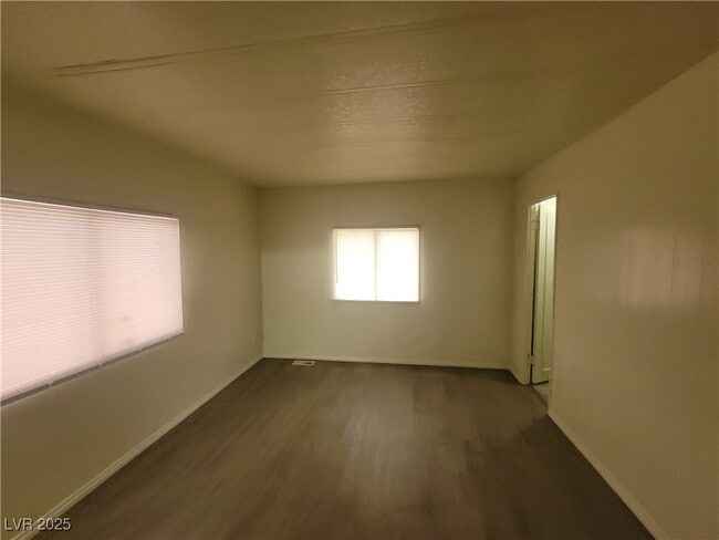 Building Photo - 367 MacFarland Ave