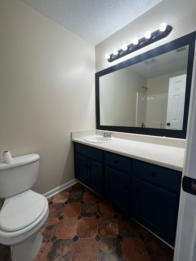 Building Photo - 318 Chadwyck Cir