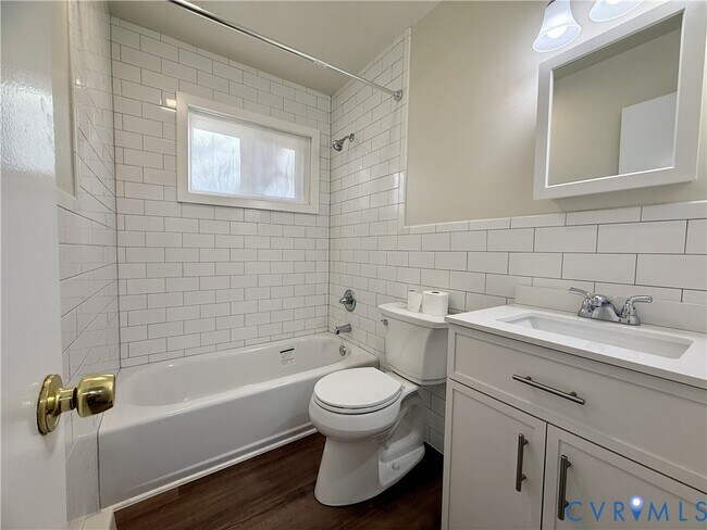 Building Photo - 10513 Sunne Ct