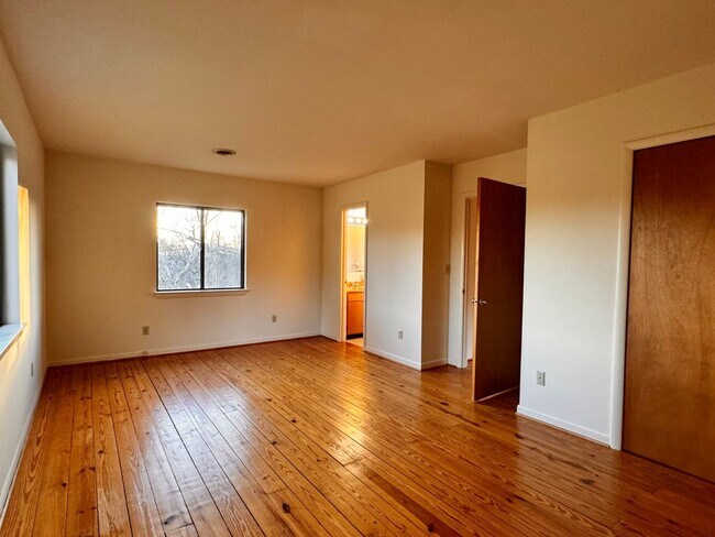 Building Photo - 2442 Red Hill Road