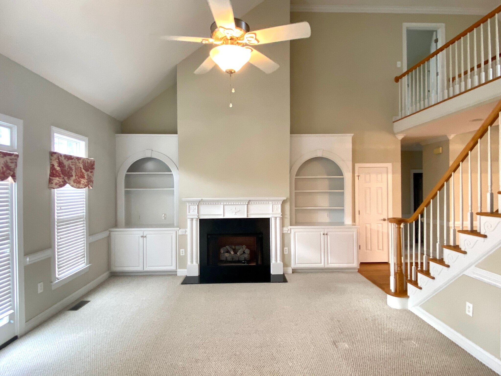 Building Photo - 4903 Pebble Beach Cir N