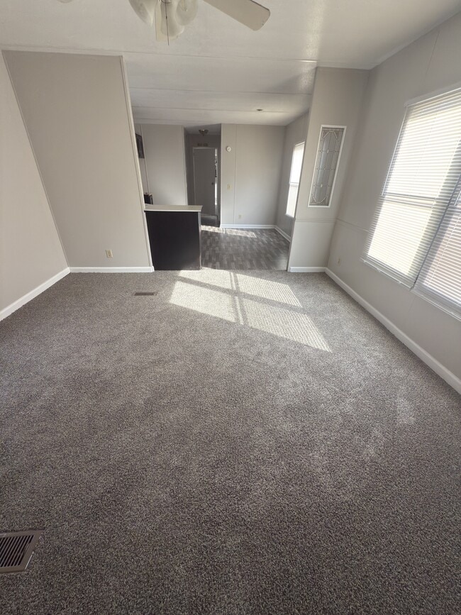 Building Photo - 3427 E M.L.K. Jr Dr