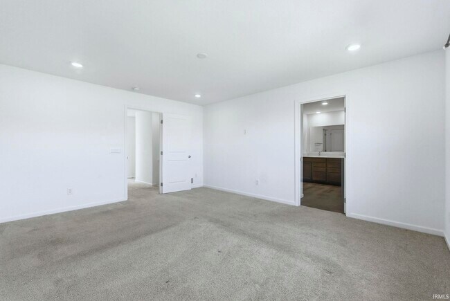 Building Photo - 4152 Bradley Dr