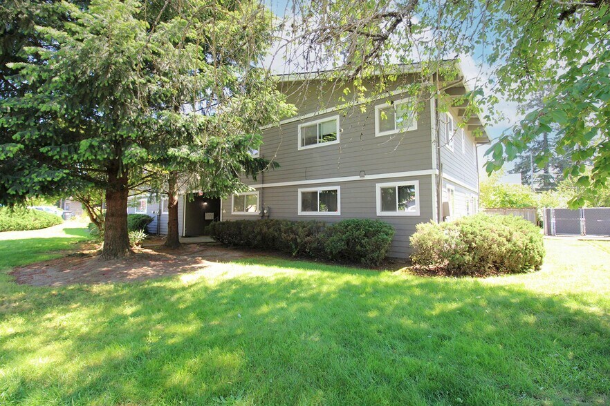 Building Photo - 6214 SE 51st Ave