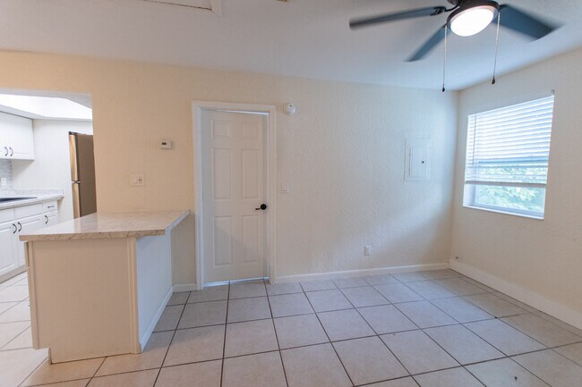 Building Photo - 1414 San Juan Ct