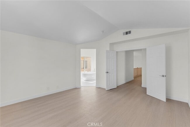 Building Photo - 23234 Valerio St